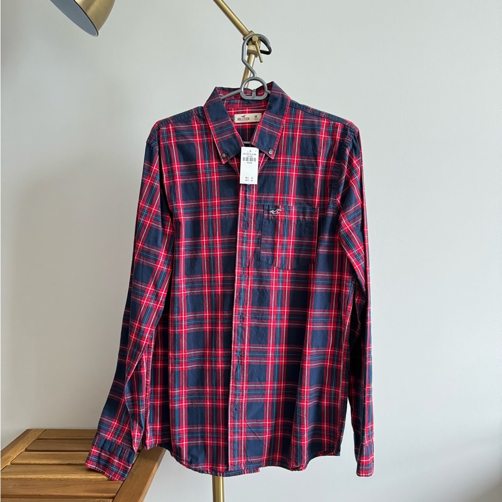 HOLLISTER - M - Red & Blue check shirt NEW!
